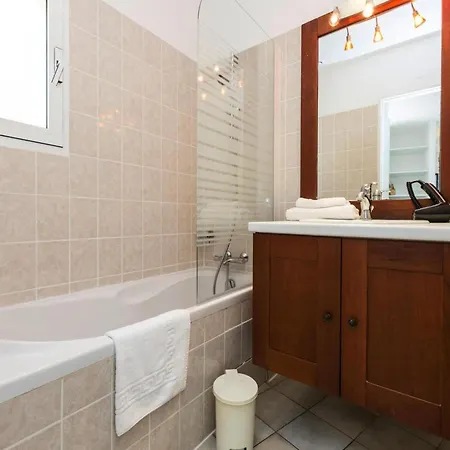 Res Mare E Monte, Solenzara, With Terrace بيت للعطل *